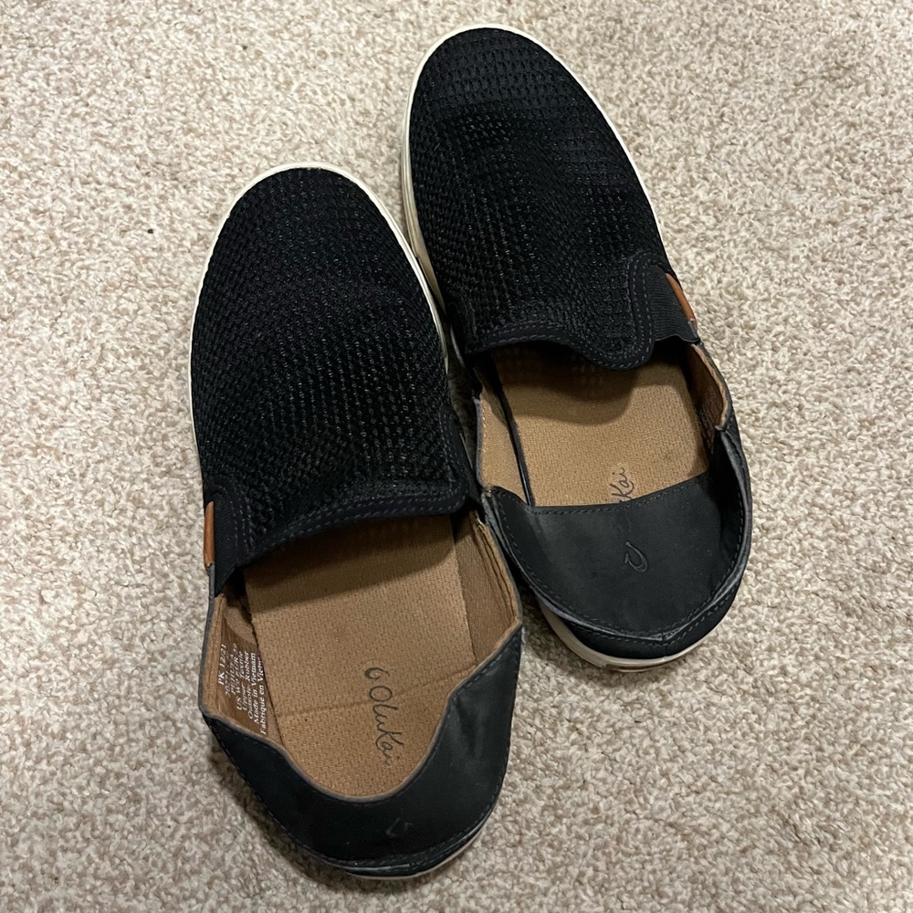 Olukai US W9 EUR 39 Slip On Black Suede Shoes Women’s